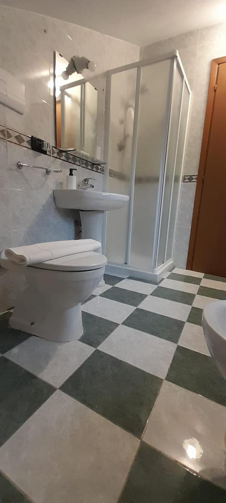 Casa Mamus Apartment Pescara Bagian luar foto